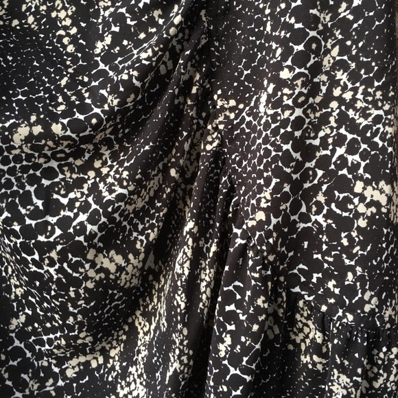 ANN TAYLOR NEW B&W SIZE 2 DRESS - Picture 6 of 8